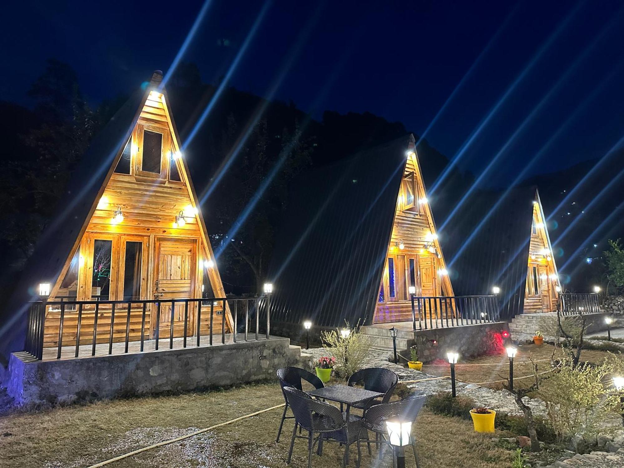 Cabana Riverside Resort - Kainchi Dham Nainital Exteriör bild