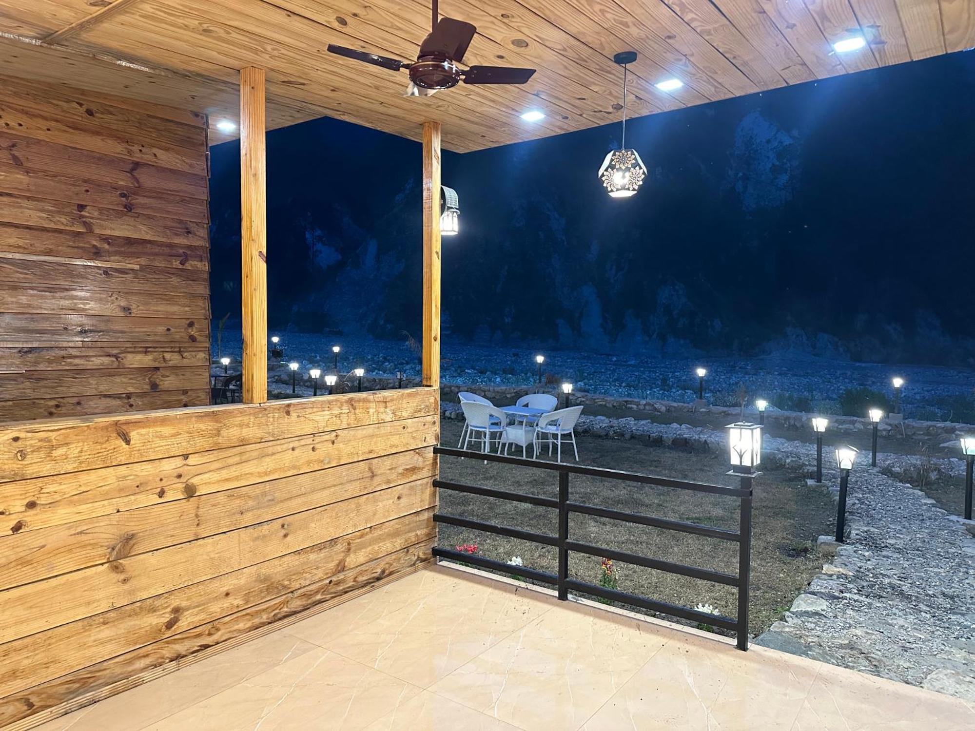 Cabana Riverside Resort - Kainchi Dham Nainital Exteriör bild