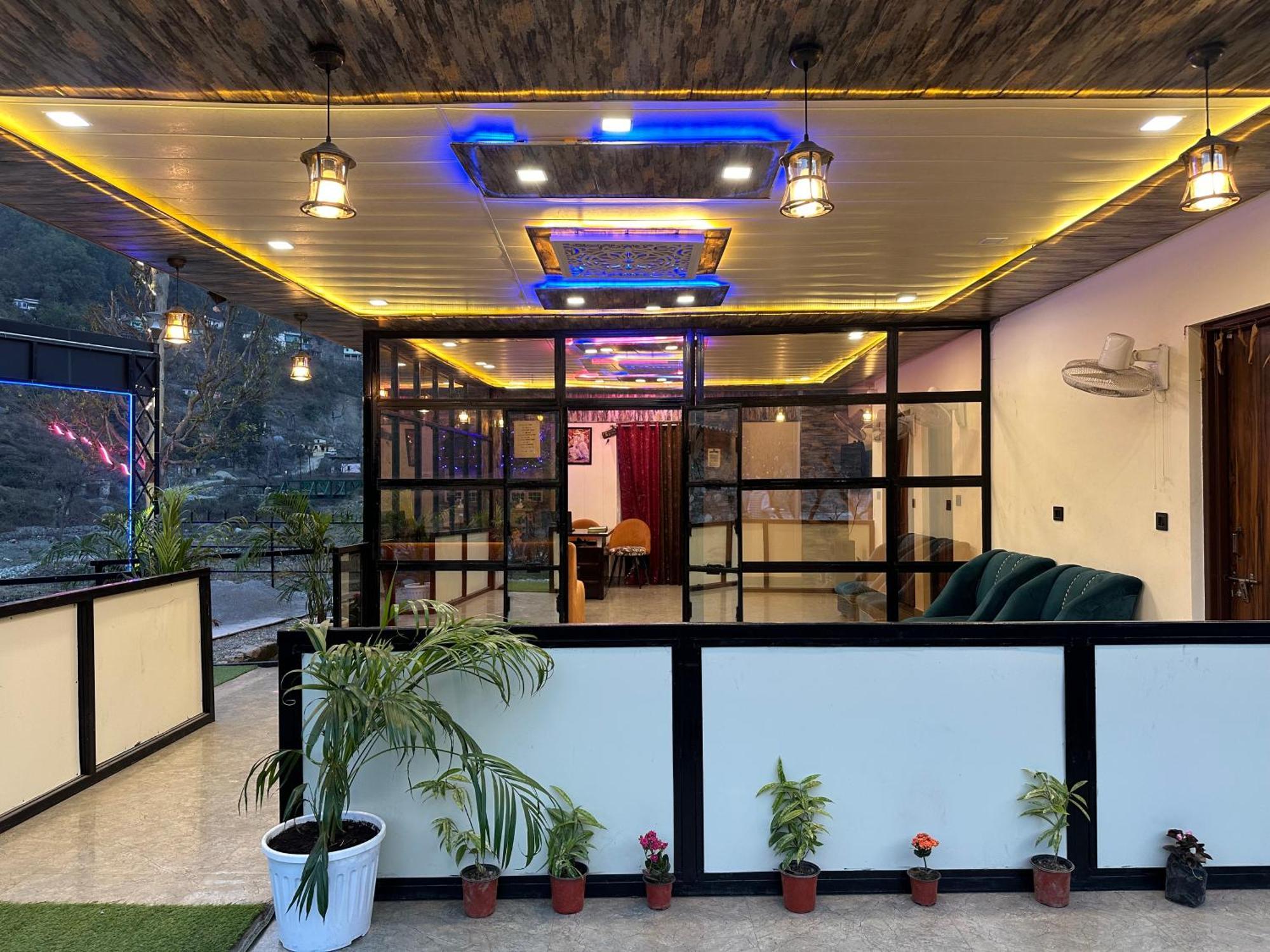 Cabana Riverside Resort - Kainchi Dham Nainital Exteriör bild